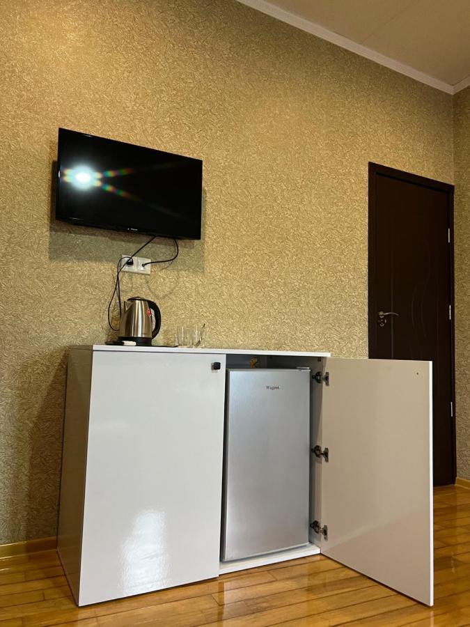Twins Guest House 巴统 外观 照片